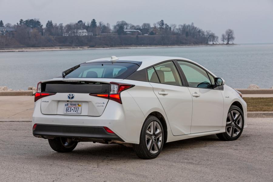 Toyota Prius Limited 2019 года  (NA) (фото 8 из 23)